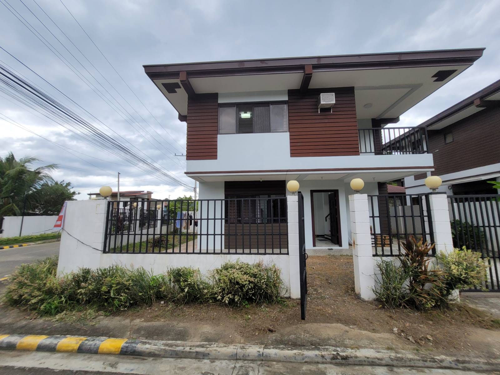 House For Rent in Westwoods  Cagayan de Oro City https://rent.ph/uploads/0013/13777/2025/05/20/476663628-9907474619285426-8183636471807709773-n1.jpg