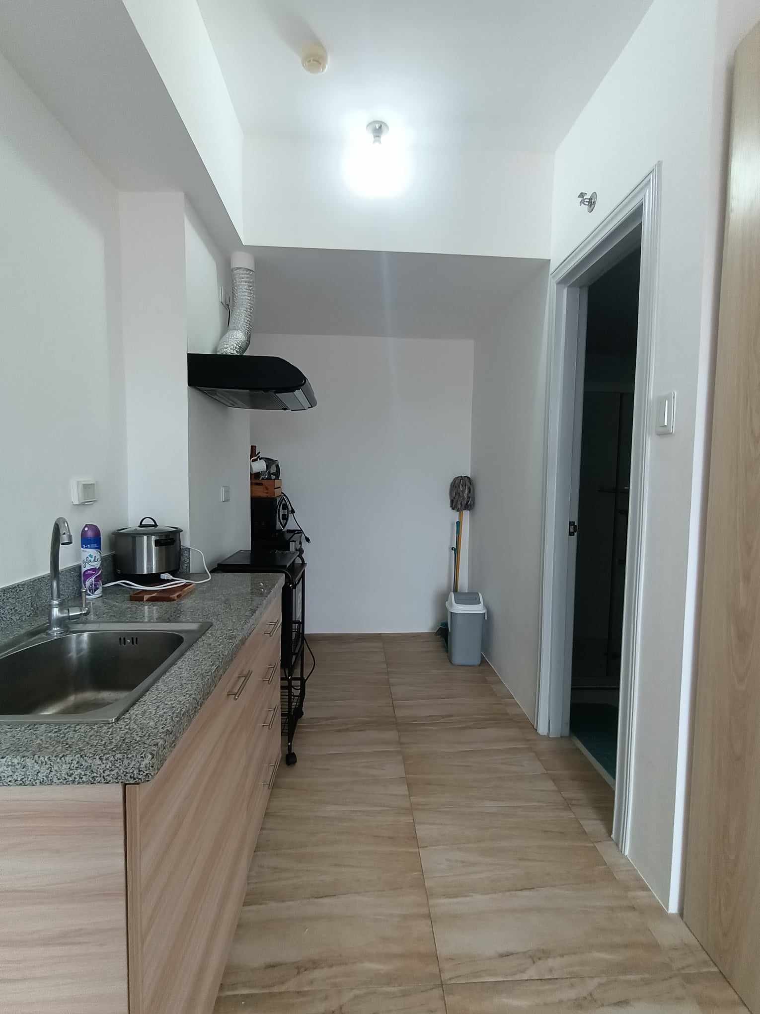 Cozy and Semi-Furnished Studio Unit in Apple One Banawa Heights (Tower ...