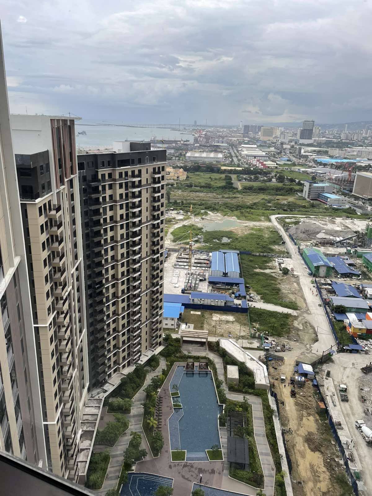 Mandani Bay Studio Unit, Tower 2, 31st Floor https://rent.ph/uploads/0015/15888/2026/01/28/nj.jpg