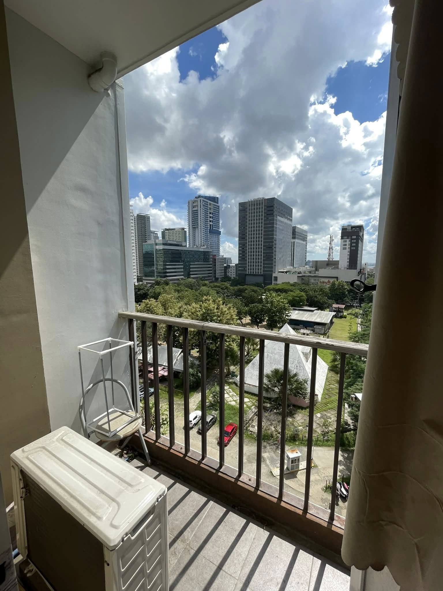 La Guardia Flats https://rent.ph/uploads/0015/15888/2026/01/30/k.jpg