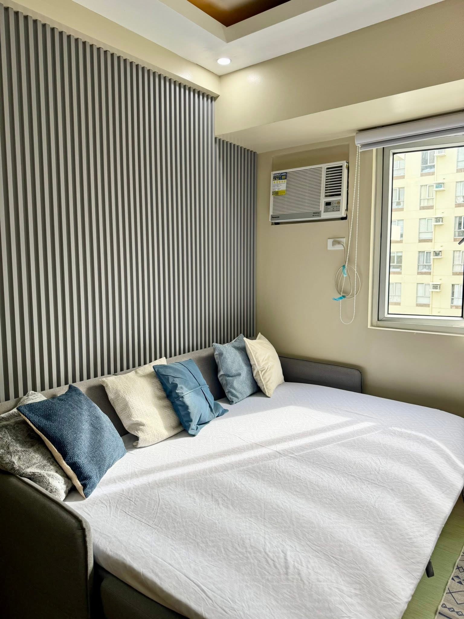 Newly Renovated and Fully Furnished 1Bedroom Unit https://rent.ph/uploads/0016/16193/2025/09/02/img-5261.jpeg