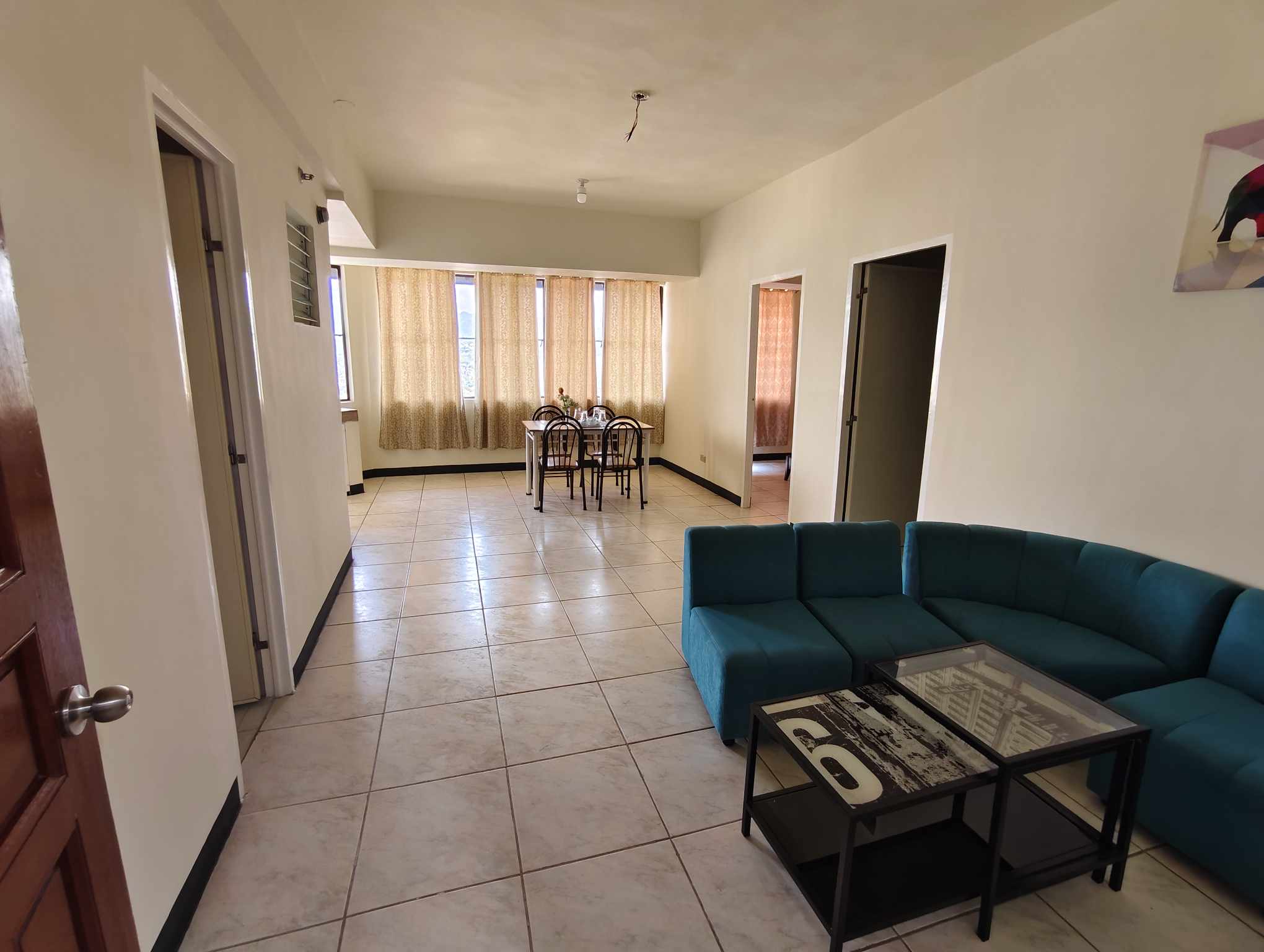 Sleek 2BR Furnished Condo on 25th Floor – 76sqm of Stylish Space for ₱27.5K Only! https://rent.ph/uploads/0016/16244/2025/06/04/2bedro23.JPG