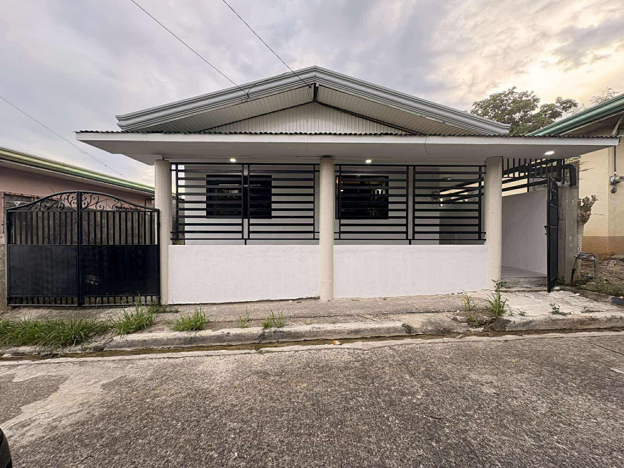 For Rent House in Elenita Heights Catalunan Grande Davao https://rent.ph/uploads/0018/18865/2025/09/06/7d2a1b0c-c869-49e4-bbe3-3e29fbf82eed.jpg
