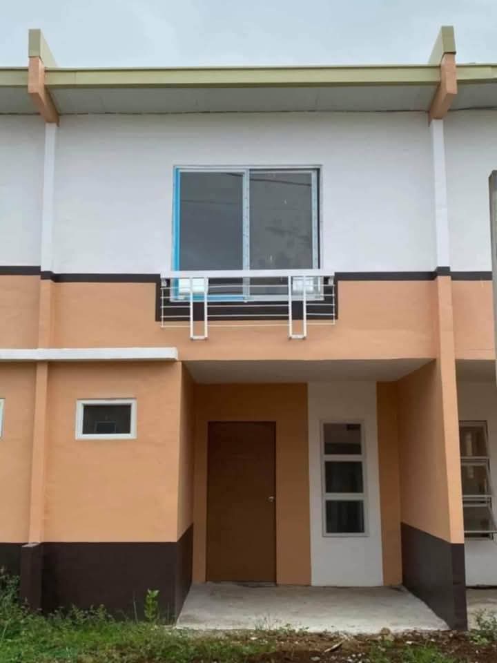 8-DOOR BETTINA TOWNHOUSES AT BRIA PILI https://rent.ph/uploads/0018/18969/2025/07/11/1000009737.jpg