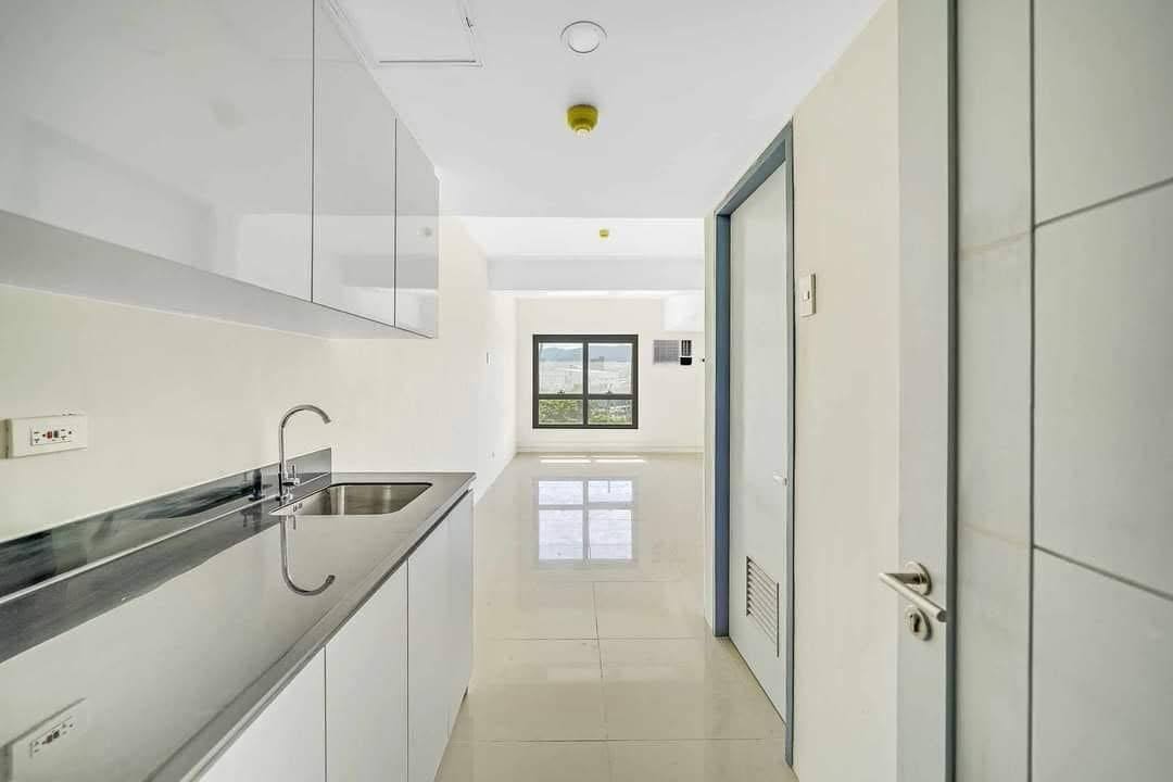 For Rent: Bare/Finished Studio Unit at J Tower Residences–Mandaue City https://rent.ph/uploads/0019/19093/2025/08/31/13.jpg