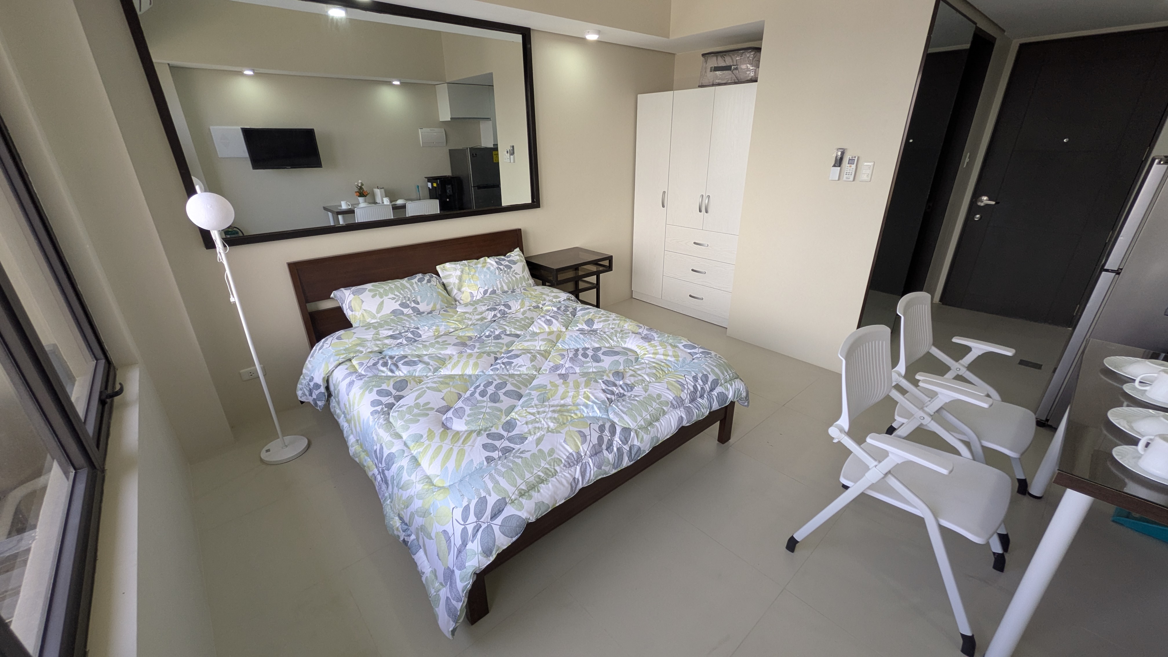 TOWER 3- STUDIO for Rent https://rent.ph/uploads/0019/19255/2025/11/20/pxl-20250903-030209360-1.jpg