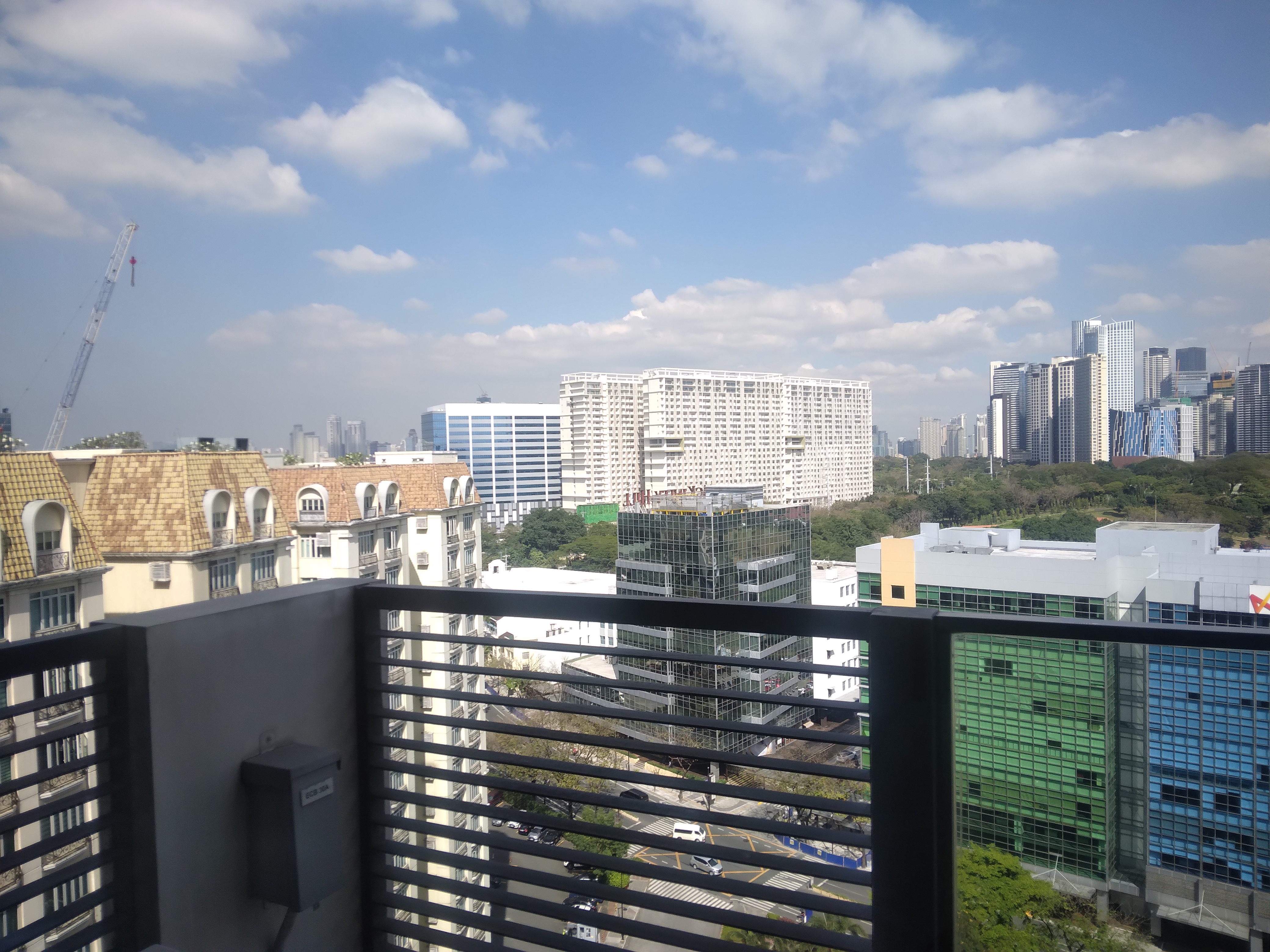 2 bedroom fully furnished near Venice Grand Canal https://rent.ph/uploads/0019/19601/2026/02/05/20260203-101122.jpg