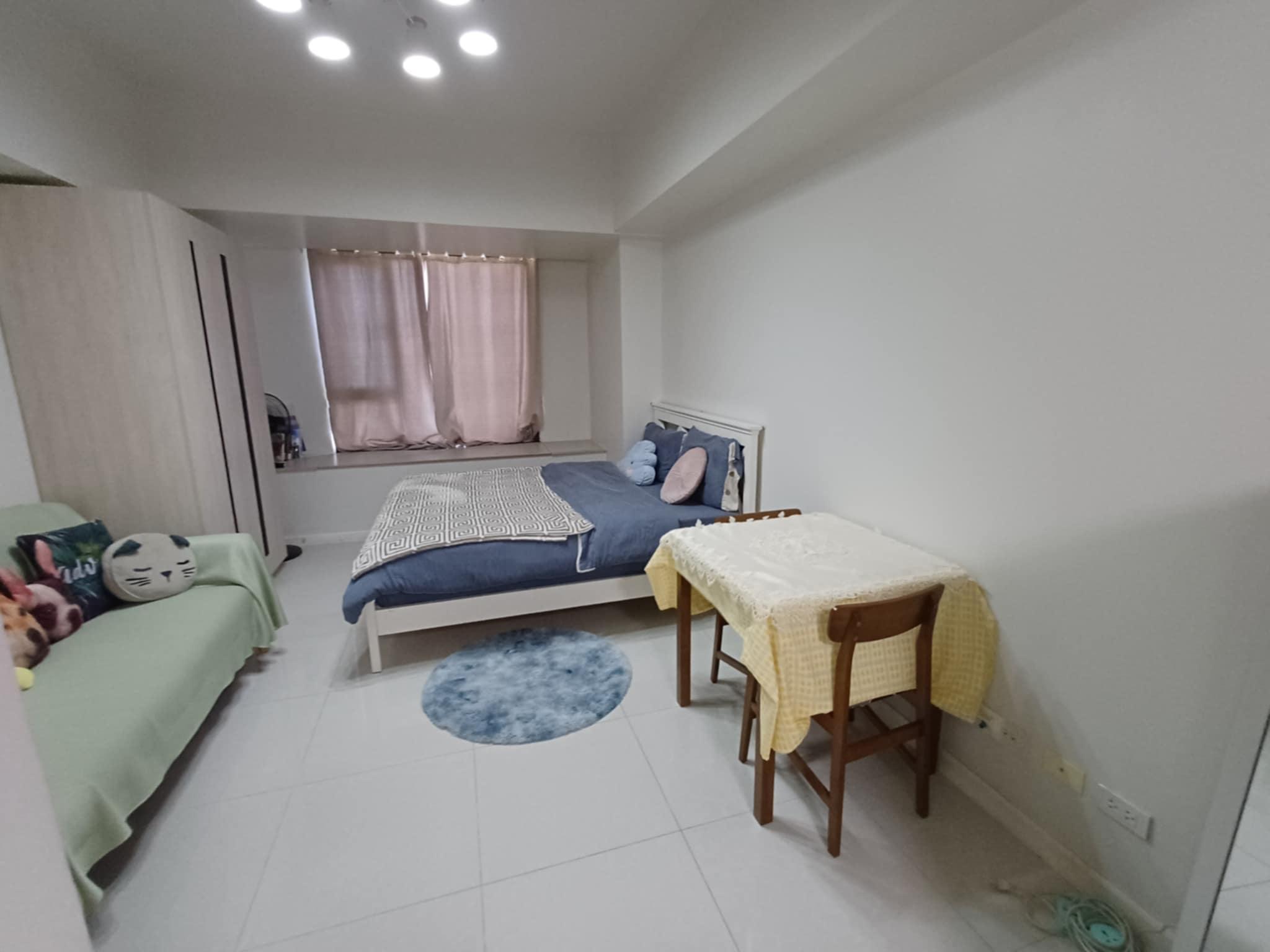 Studio -Condominium https://rent.ph/uploads/0019/19777/2025/06/08/1000247003.jpg