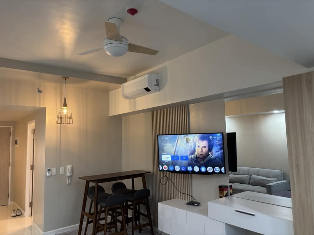 Studio-Condominium https://rent.ph/uploads/0019/19777/2025/06/08/1000248564.jpg