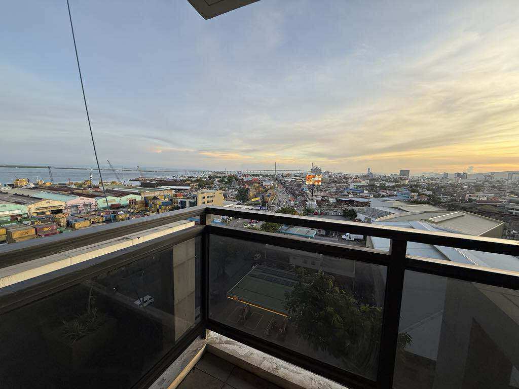1Bedroom-Condominium https://rent.ph/uploads/0019/19777/2025/07/06/1000003762.jpg