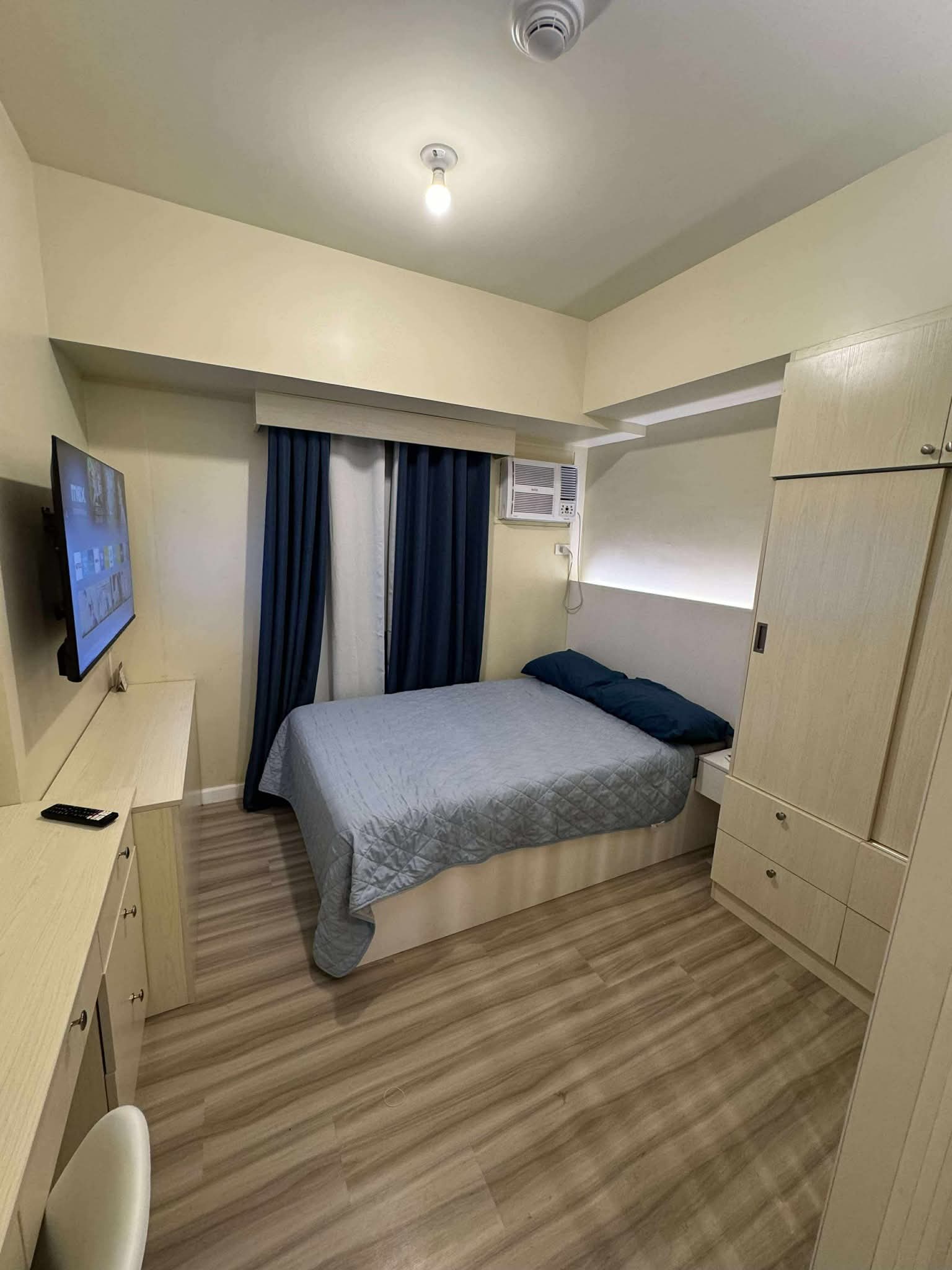 Studio-Condominium https://rent.ph/uploads/0019/19777/2025/11/02/1000023185.jpg