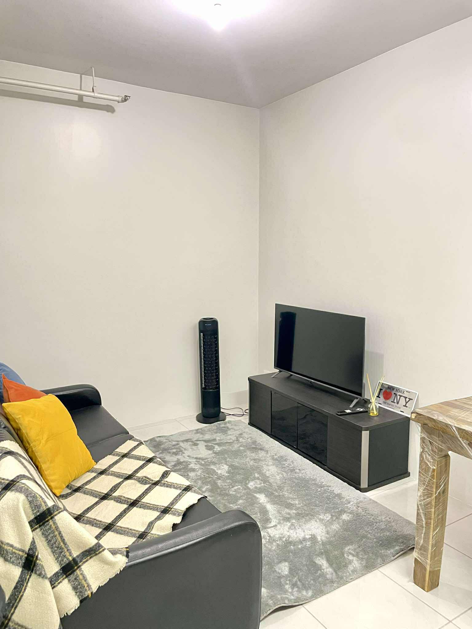 2Bedroom-Condominium https://rent.ph/uploads/0019/19777/2025/11/07/1000023707.jpg