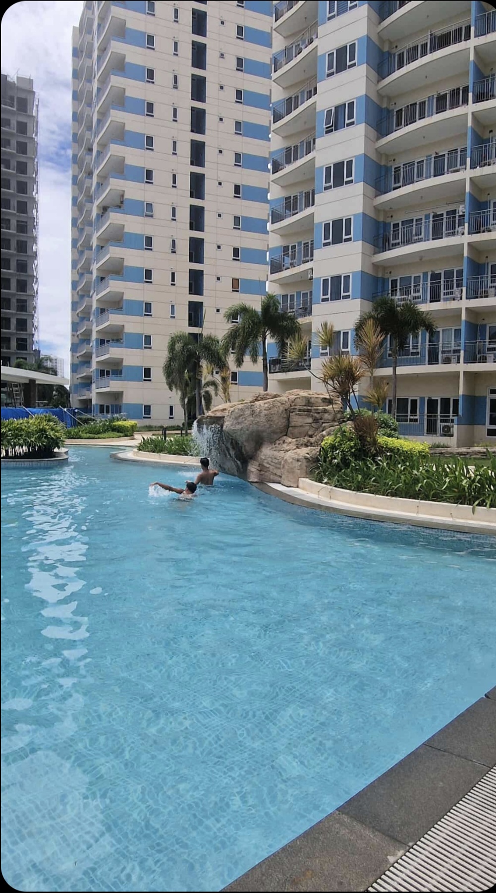 Studio-Condominium https://rent.ph/uploads/0019/19777/2025/12/10/1000028923.jpg
