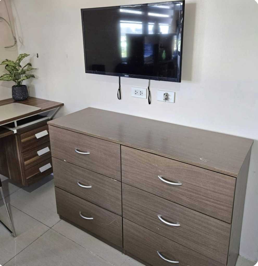 Studio-Condominium https://rent.ph/uploads/0019/19777/2026/04/07/1000046601.jpg