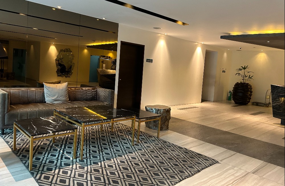 Modern Beauty in the City - Stylish 1 Bedroom Condo at Aqua Residences https://rent.ph/uploads/0019/19956/2025/05/06/img-3390.jpg