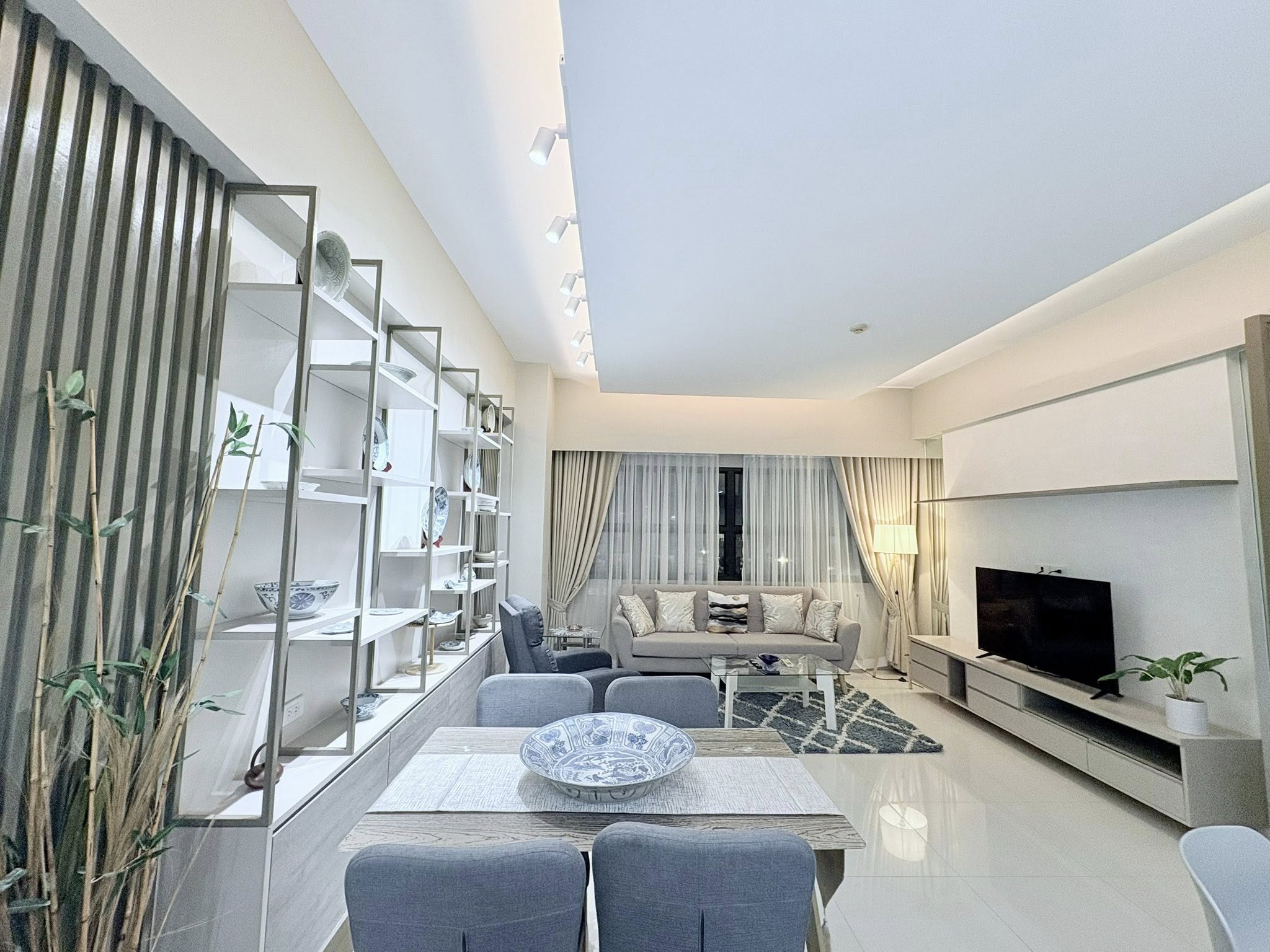 Fully Furnished 2 Bedroom at Avalon Condominium https://rent.ph/uploads/0020/20456/2025/08/08/496297401-2519616935055822-1645771445997889602-n-1.jpg