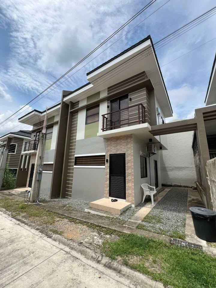 Duplex House for RENT in Minglanilla Highlands, Minglanilla Cebu https://rent.ph/uploads/0020/20483/2025/07/17/1.jpg