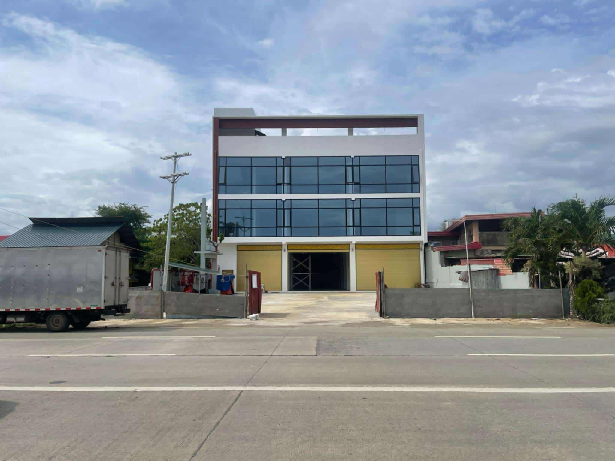 whole buildig for rent https://rent.ph/uploads/0020/20712/2025/08/11/download-7.jpg