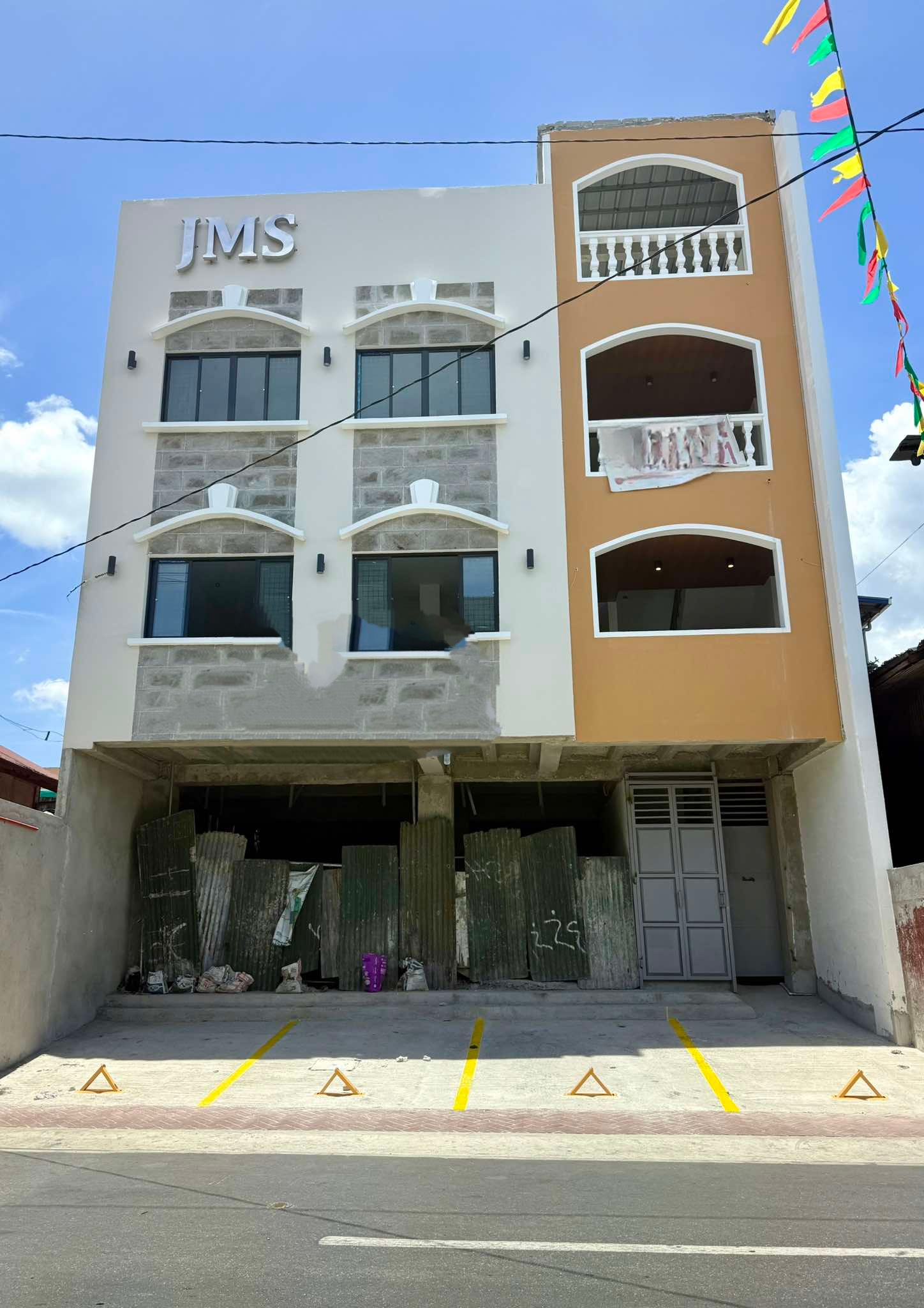 Commercial Space for Lease - PRIME  location in Las Pinas City https://rent.ph/uploads/0021/21133/2025/08/22/1000070200.jpg