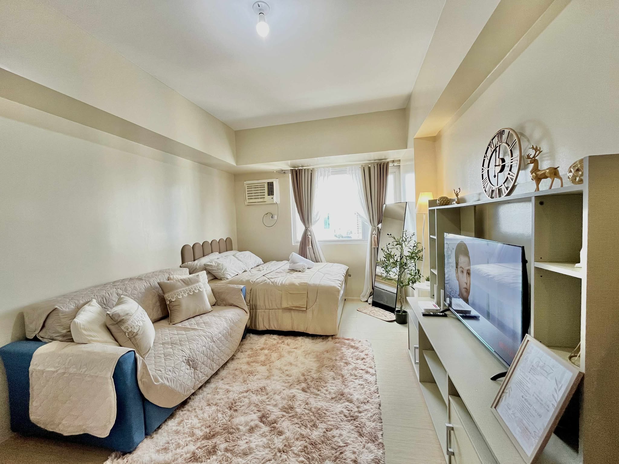 Welcome to STELLA’S STUDIO @ Avida Tower 2 — your relaxing home away from home on the 18th floor! 🌆 https://rent.ph/uploads/0021/21776/2025/10/29/535358889-1409923530063733-2089758249185585013-n.jpg