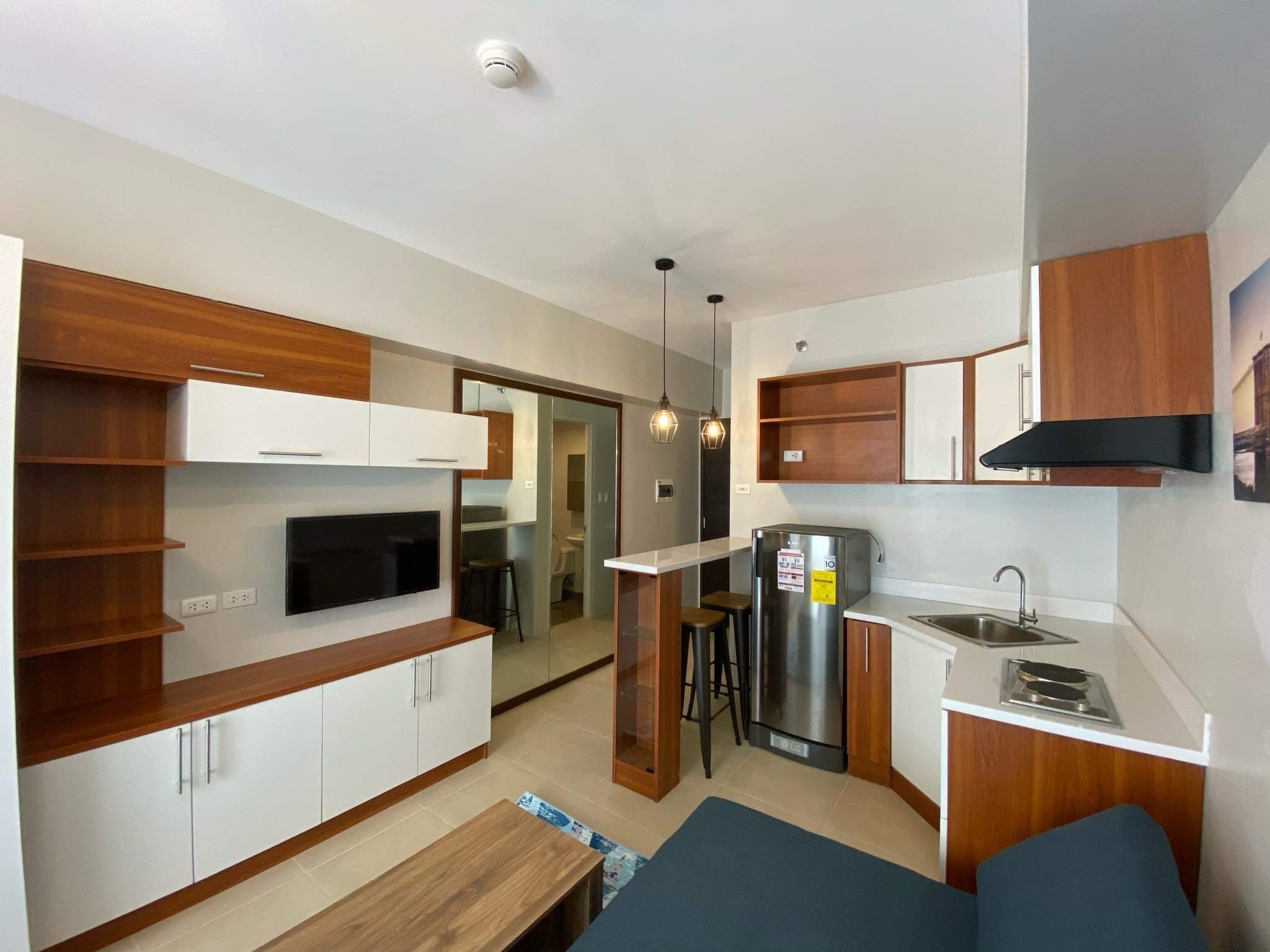 Studio unit for rent in Avida Riala https://rent.ph/uploads/0021/21970/2025/10/10/img-1091.jpeg